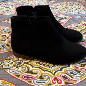 Cat & Jack Black Ankle Booties
